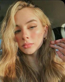Ayşe K.